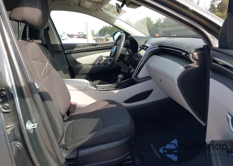 2022 Hyundai Tucson Sel z USA, uszkodzony, nr VIN 5NMJBCAE6NH035630